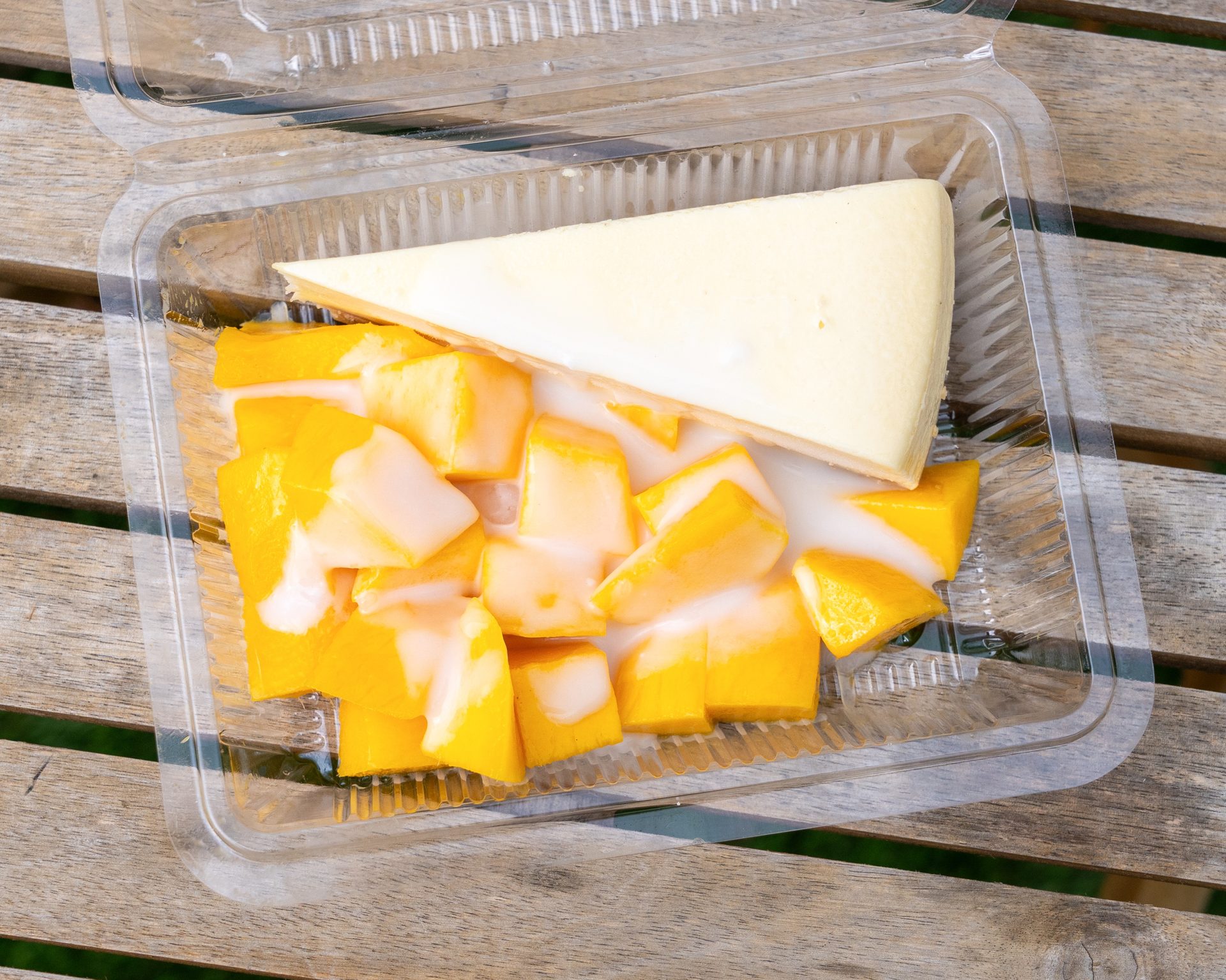 Mango Cheesecake and Sticky Rice