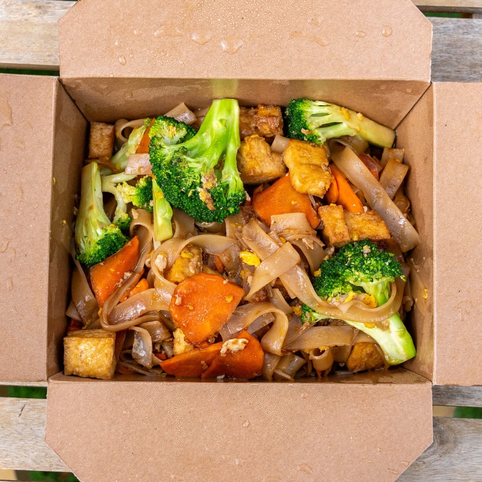 Savor Your Dinner with Us